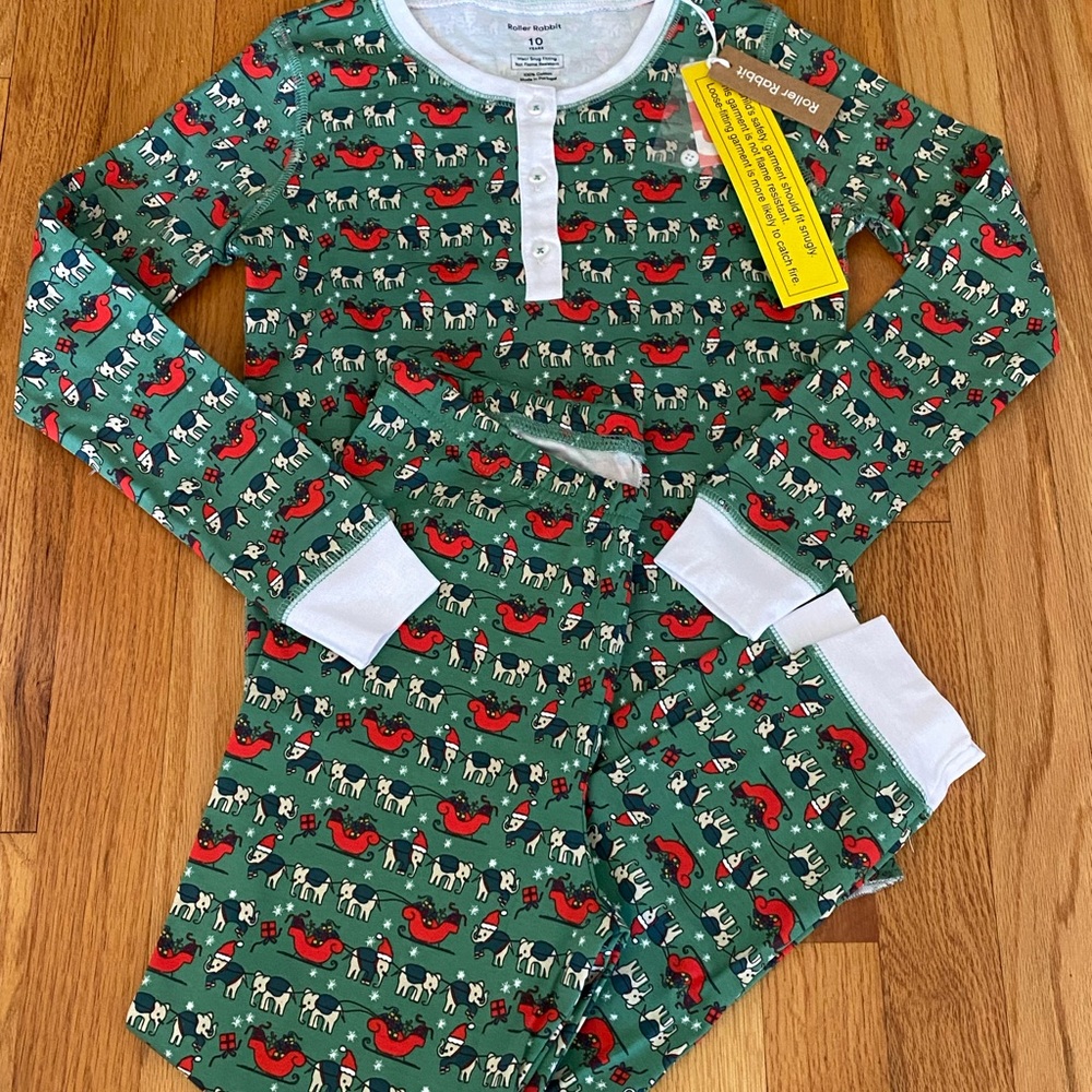 Brand new Original Roller Rabbit Kids Holly Jolly Hathi Pajamas Size 10